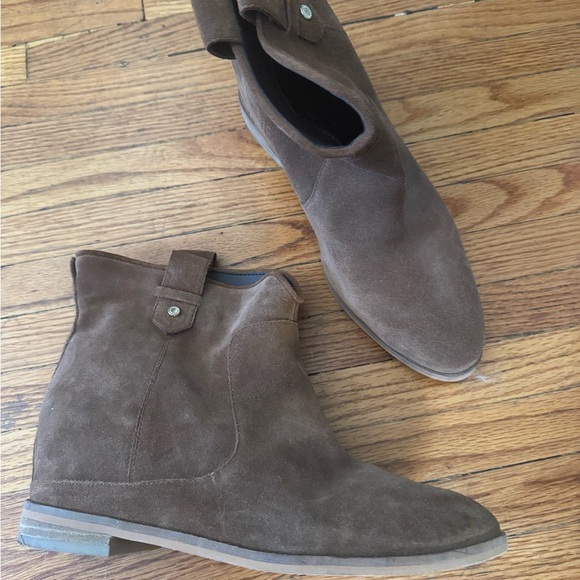 Never worn Cole Haan Womens Rayna Ankle Boots Size 8.5 - Picture 2 of 3